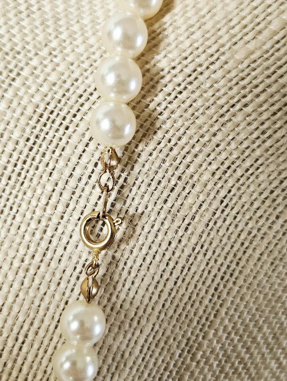Vintage Faux Pearl Gold Filigree Scrollwork Opera Length Linked Station Necklace